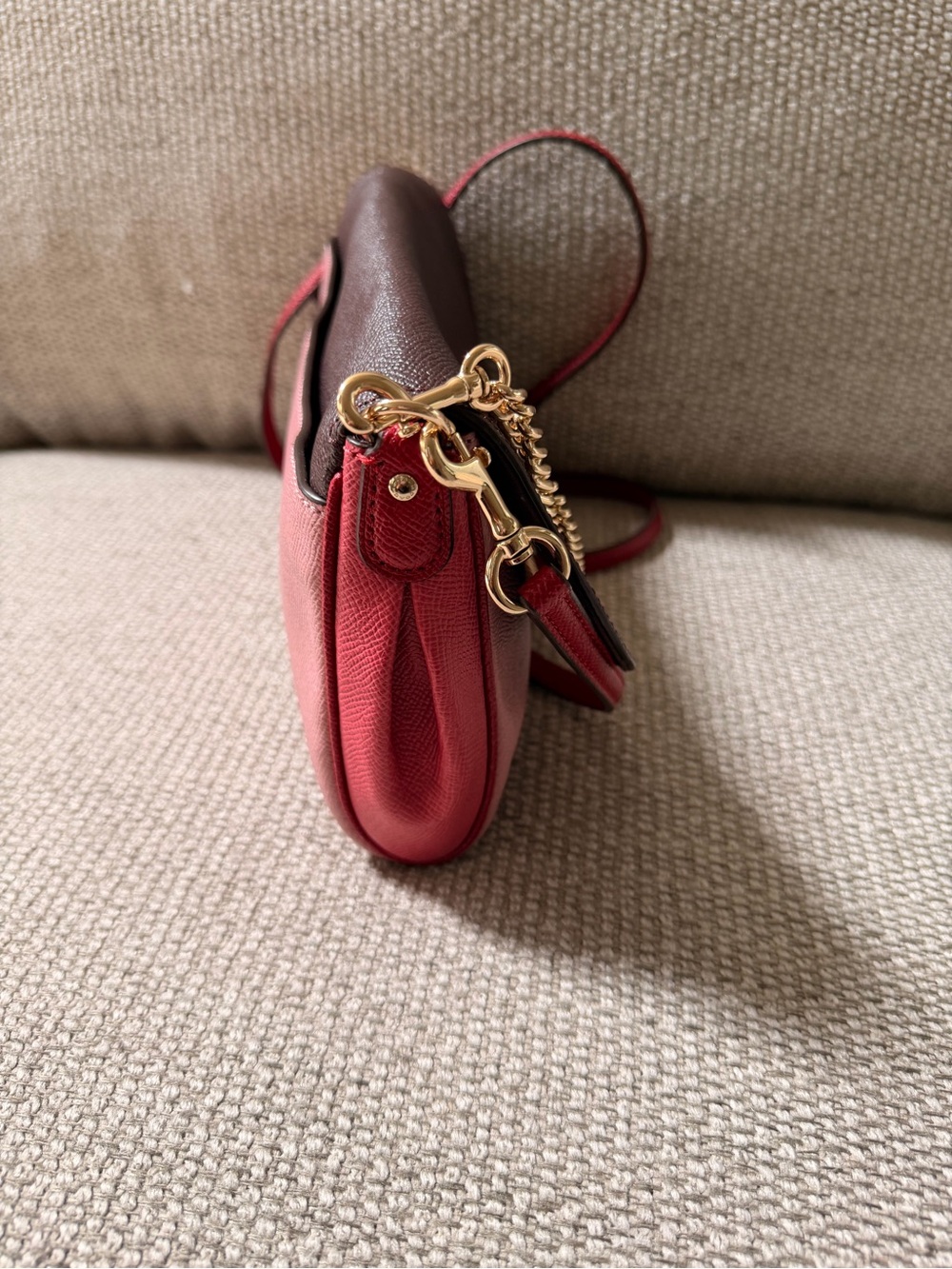 Colorblock - Picture 5 of 13